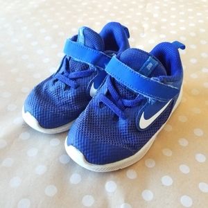 [Nike] Blue & White Nike Revolution Sneakers